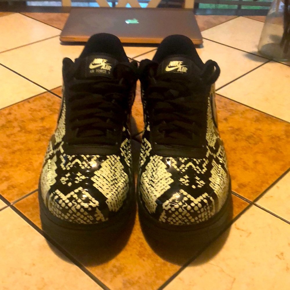 Men Nike Force One/ Snake Skin